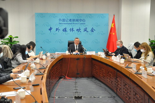 傅聪司长照片1.jpg